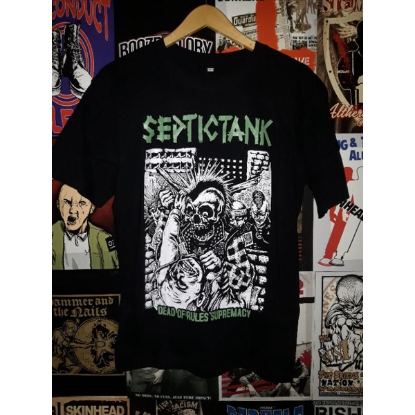 Kaos Band Musik Punk "SEPTICTANK"