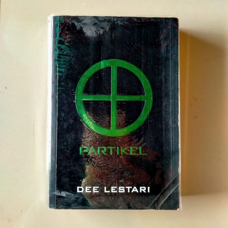 Novel Supernova - Dee Lestari