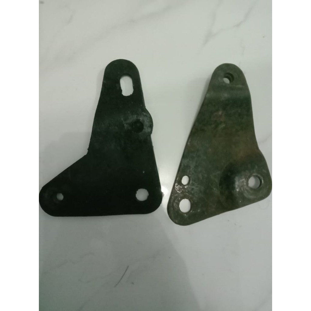 Spasang dudukan foot step postep belakang honda supra lama 100 ori