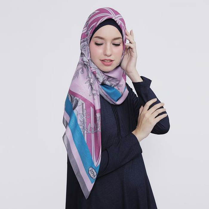 Hijab Kerudung Segi Empat BRITANNY Scarf ZOYA Original