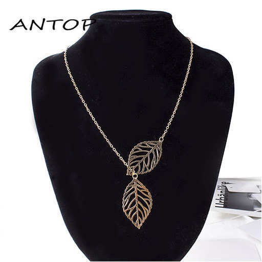 Kalung Rantai Dengan Liontin Daun Bahan Alloy Untuk Wanita