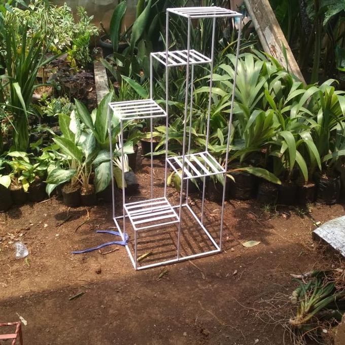 rak besi untuk tanaman hias 5 susun