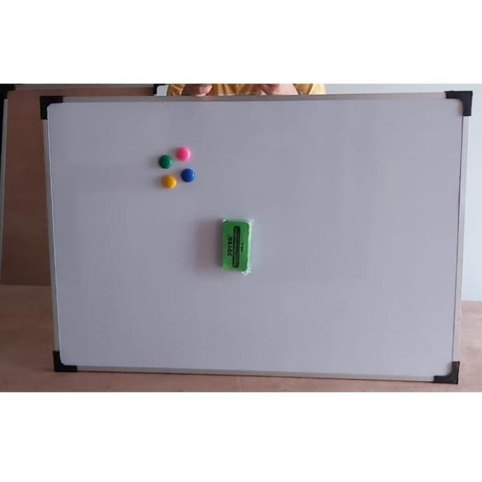 

whiteboard magnetik 90 x 120 cm gantung