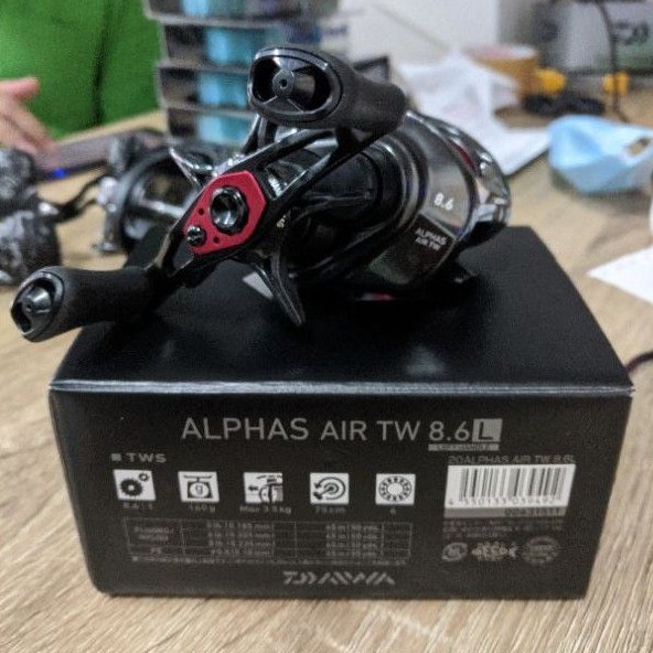 Jual Reel Daiwa Bait Casting Alphas Air Tw 8 6l Shopee Indonesia