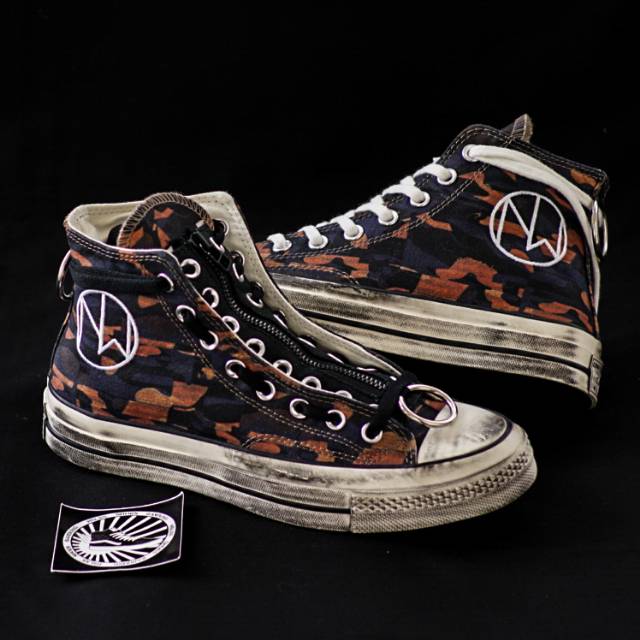 converse chuck taylor undercover