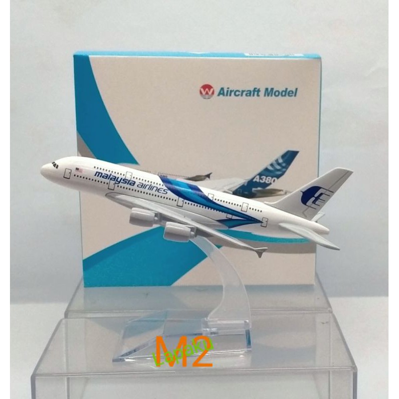 Miniatur pajangan Diecast pesawat Malaysia airlines