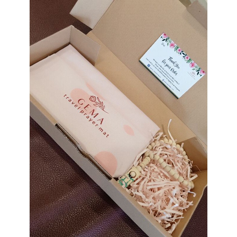 

HAMPERS LEBARAN PAKET HEMAT