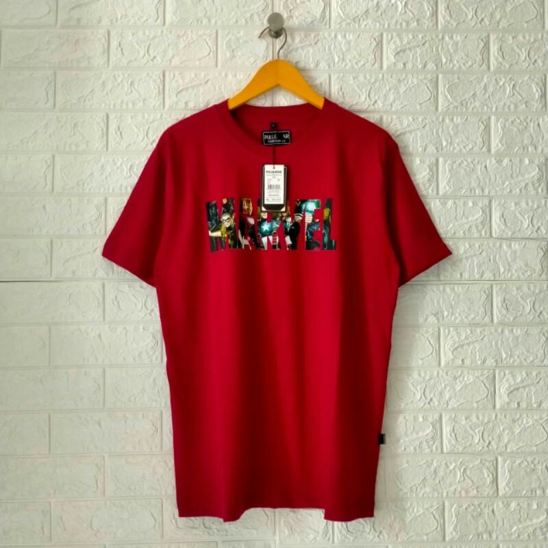 Kaos Marvel Original Pull & Bear