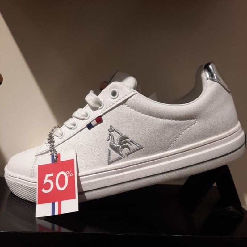 sepatu sneakers/sepatu cewek / le coq sportif