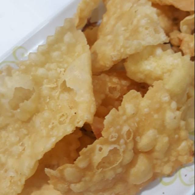 

Pangsit gurih. Nett250gram