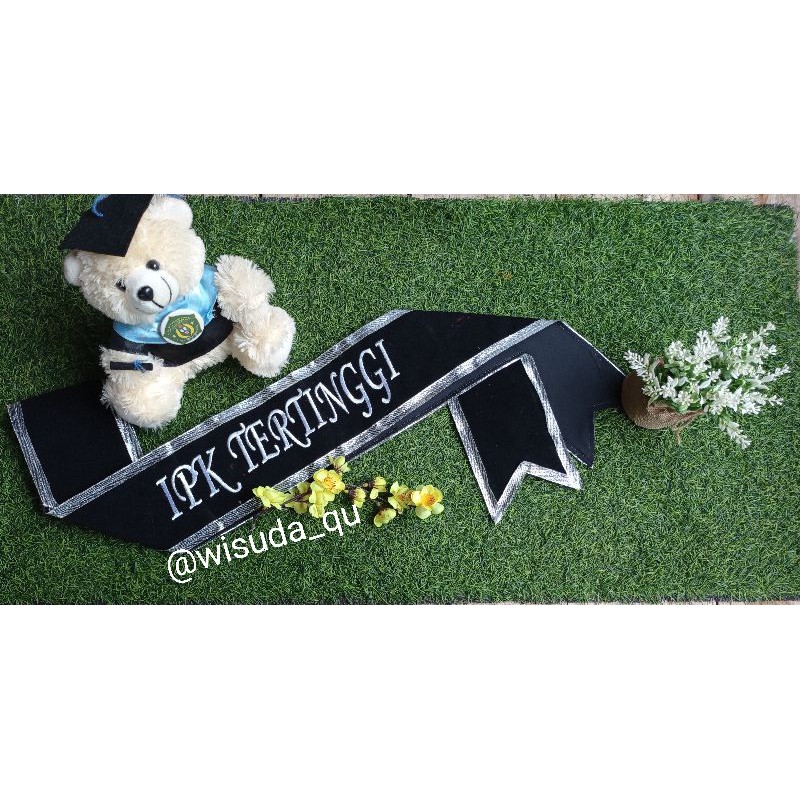(LANGSUNG KIRIM) SELEMPANG WISUDA BLUDRU PITA BORDIR KOMPUTER