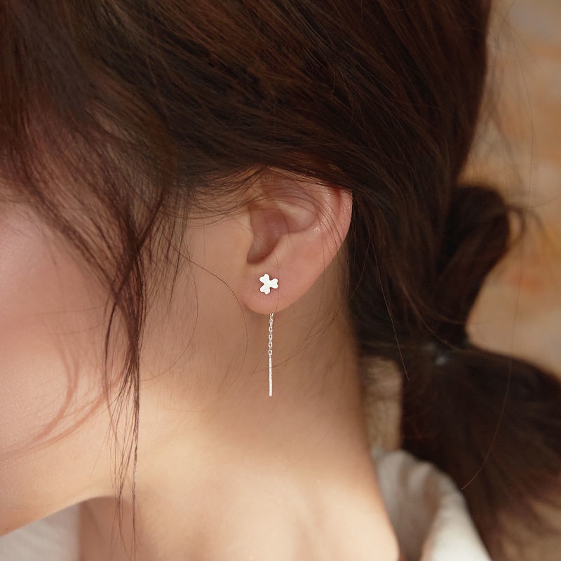 Papaozhu Trendi s925 Rantai Perak Beruntung Clover Anting Wanita Sederhana Fashion Menjuntai Anting-Anting Trendi Telinga Perhiasan