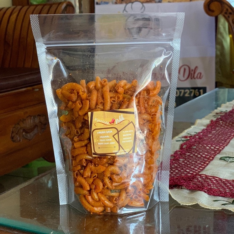 

Makaroni pedas minyak