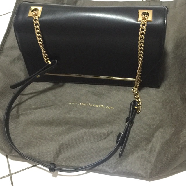 Charles n keith black bag/tas hitam/tas pesta