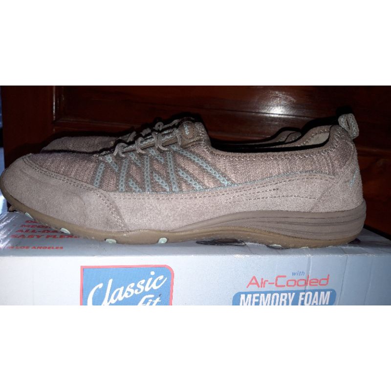 Skechers Wanita Taupe Blue 39.5 Preloved Good Condition