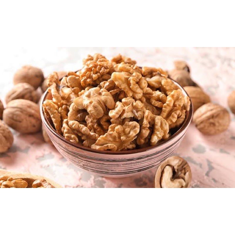 Walnut Panggang Tanpa Kulit 100gr 250gr Kacang Roasted Walnuts No Shell Kacang Otak Siap Makan Shopee Indonesia