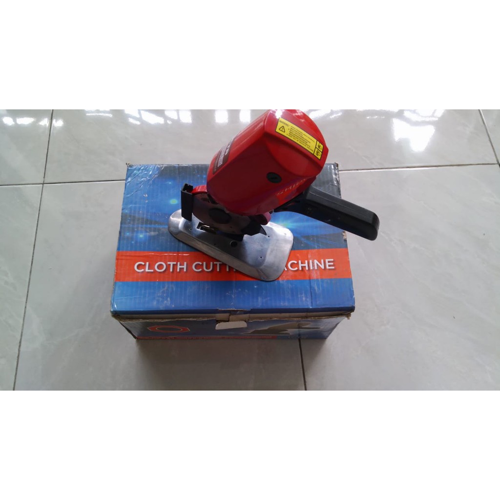 MESIN POTONG KAIN OCTA TAKAYAMA (BEKAS)