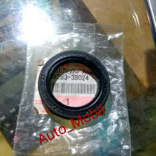 Oil seal transmisi belakang Arena