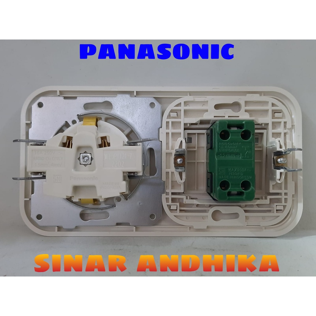 STOP KONTAK (CP) + SAKLAR ENGKEL LEBAR PUTIH PANASONIC WEJP 11212-7+WEJ 5541