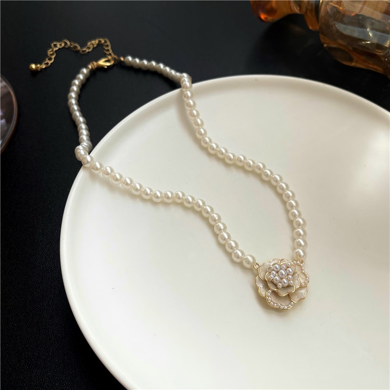 Kalung Mutiara Gaya Retro Elegan Untuk Wanita beaded necklace