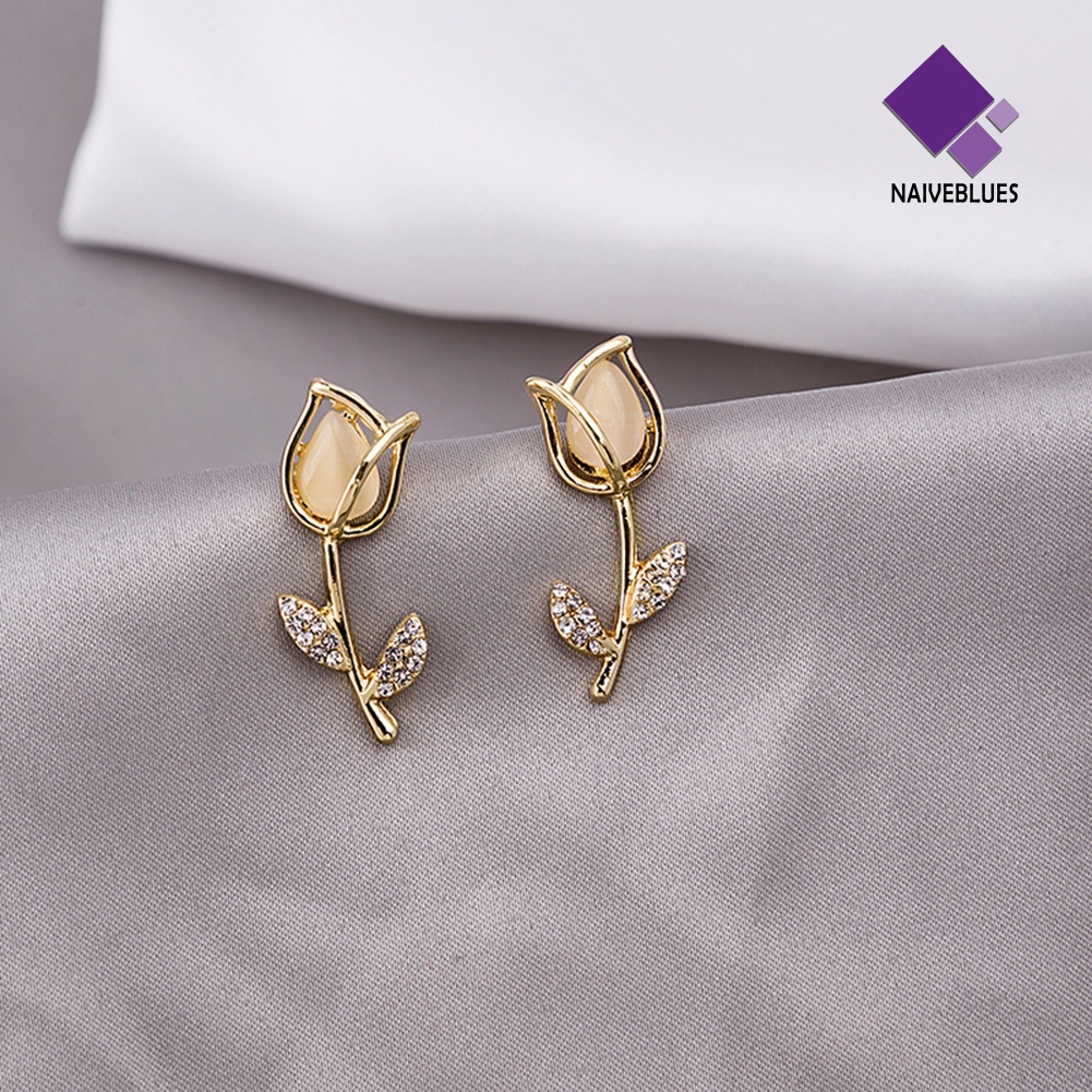 Anting Tindik Desain Daun Bunga Mawar Model Hollow Out Untuk Wanita