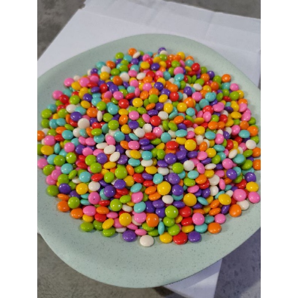 

ELMER CHOCO CHIP COLOURED PELANGI HALF ROUND SETENGAH BULAT 1 KG