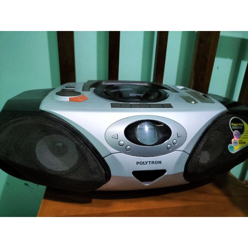 polytron radio compo dvd