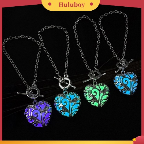 Hu Hu Hu Hu Hu Alat Bantu Pasang Kacamata♡ Kalung Liontin Bentuk Hati Model Hollow Glow in the Dark Untuk Wanita