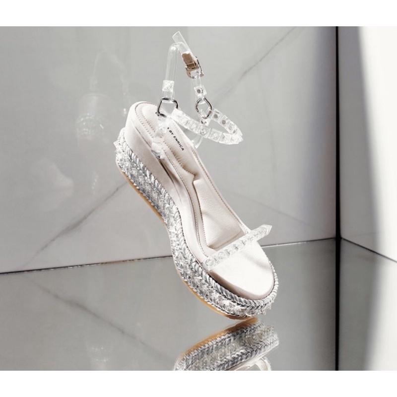 NEW BNIB ruby wedges valencia by enrica size 37