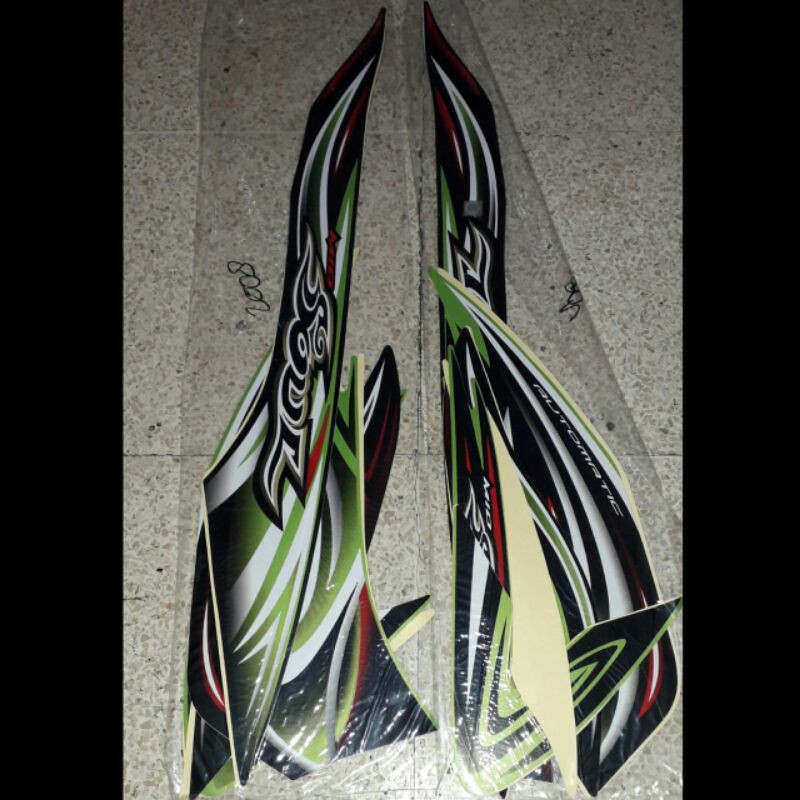 Striping Lis Stiker Standar Ori Yamaha Mio soul 2008 Striping Mio soul 2008 Merah hijau hitam silver