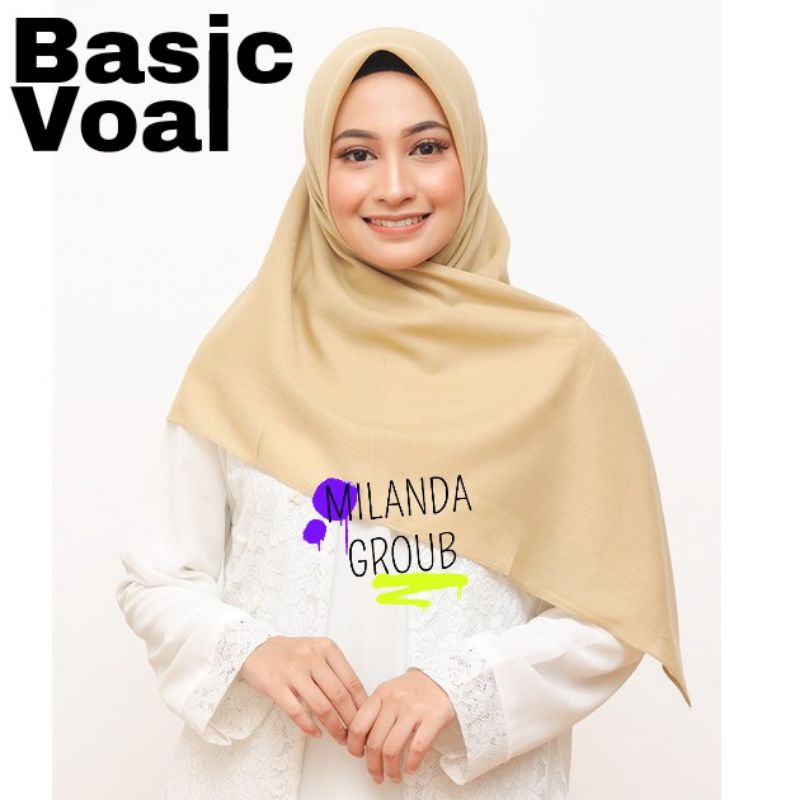 Segiempat Basic Voal Humaira 110X110 CM