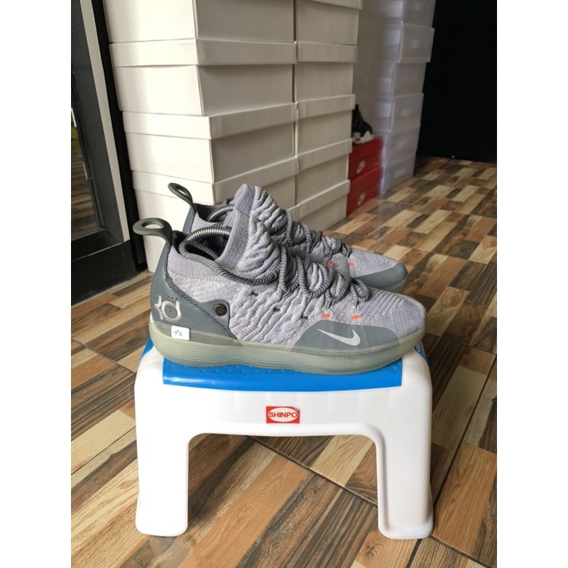 Sepatu Basketball Nike KD 11 Cool Grey Second Size 40