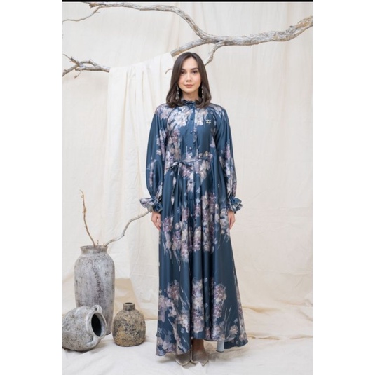 Nara Dress Wearing Klamby