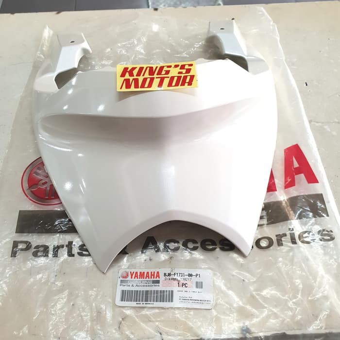 sambungan body, cover tail, stop FINO 125 BLUECORE KREM ASLI YAMAHA