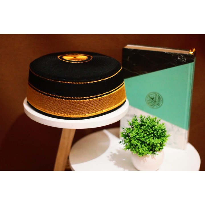 PECI BORDIR PECI UST ADI HIDAYAT HITAM EMAS UNTUK DEWASA DAN ANAK / PECI BANGLADESH