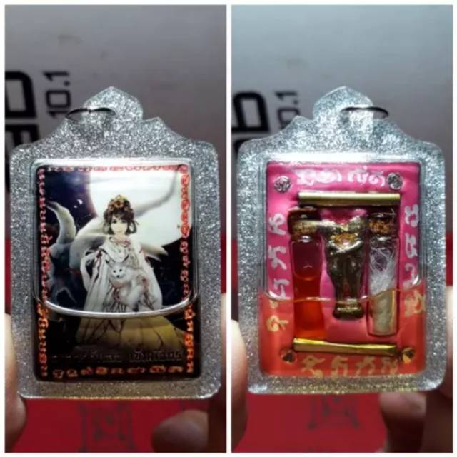 9 fox tails Ajahn Long