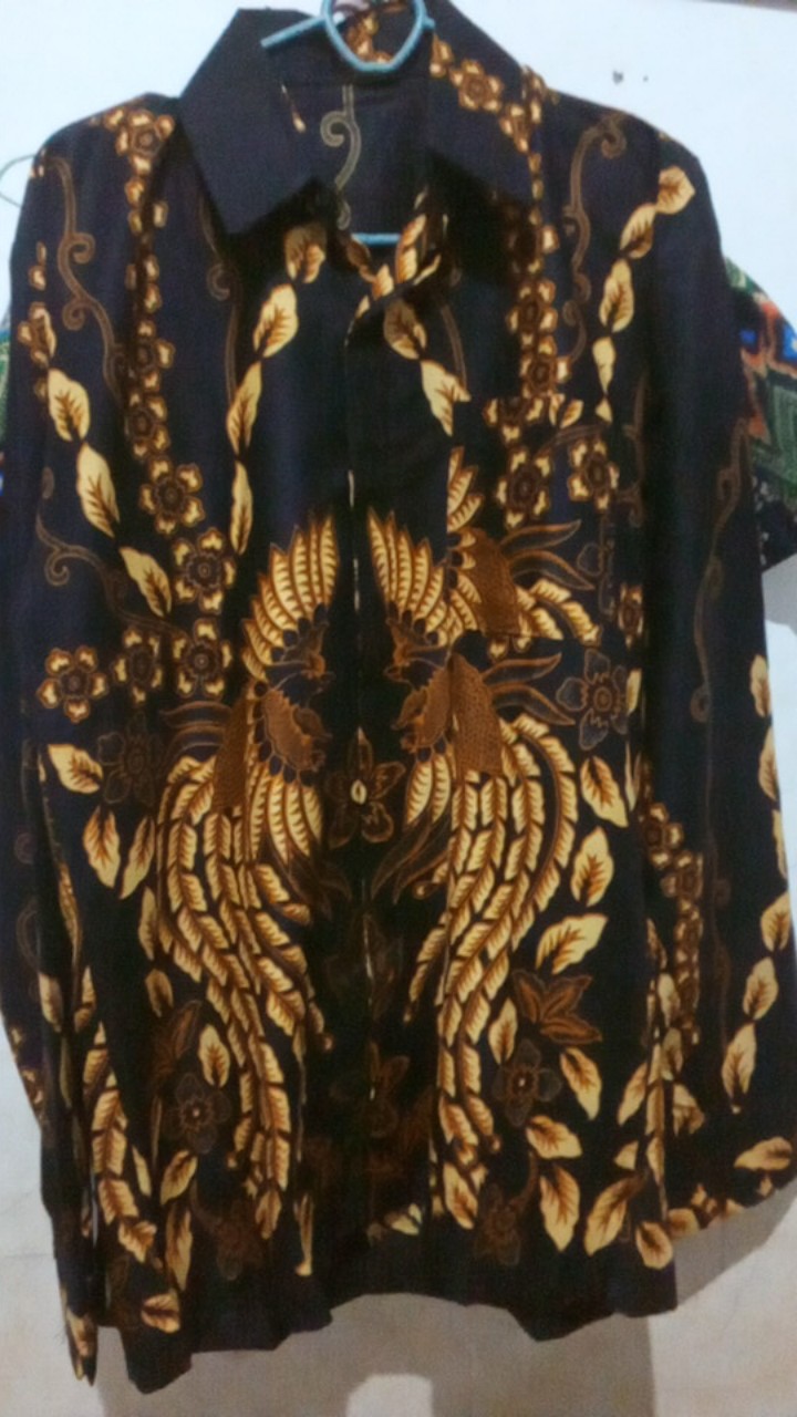 Maura Coupel-sania Ruffle Batik Coupel Mahkota