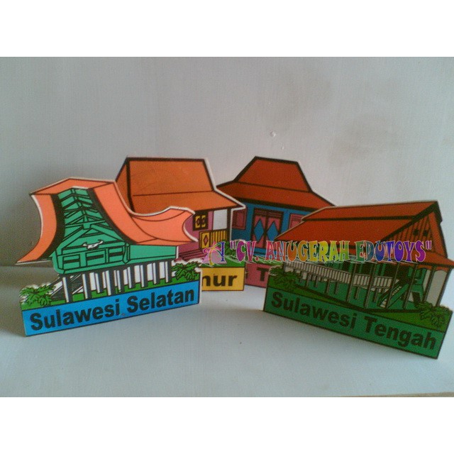 Mainan Edukasi Maket Rumah Adat