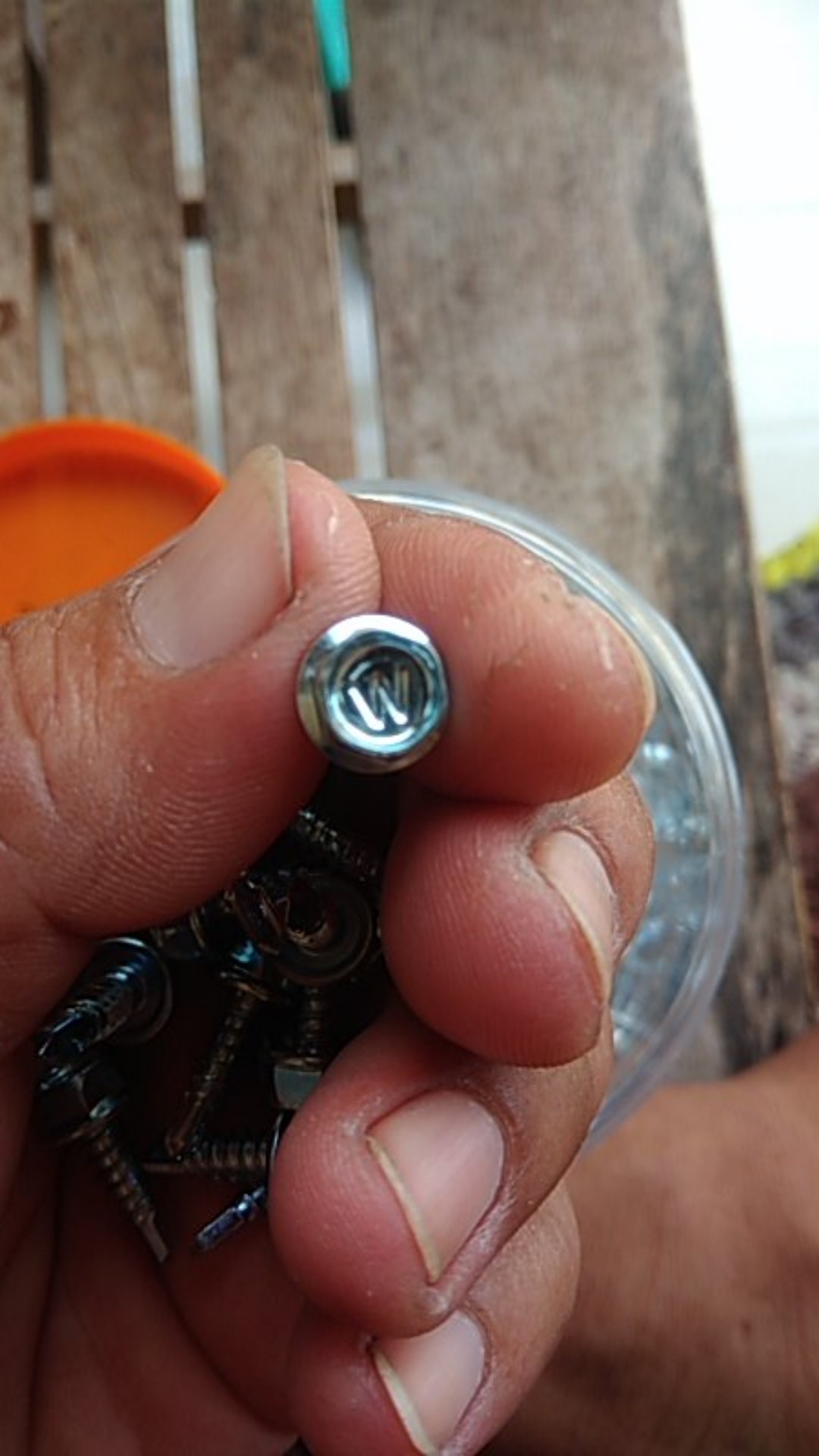 Skrup Baja Ringan 10x16 Roofing Putih Wilson (isi 100pcs)