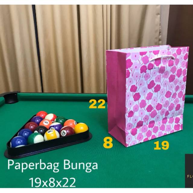 

MIN & KELIPATAN 20 PCS / Paper bag motif Bunga 19x8x22/ Paperbag motif bunga / Tas Souvenir /Tas kertas / Goodie Bag