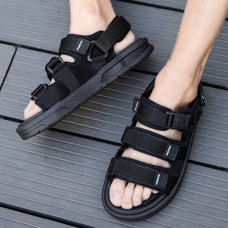 1001 IMPORT SANDAL GUNUNG TRINITY FREE BOX DAN KAOS KAKI !!! - 2 WARNA