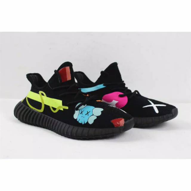Adidas Yeezy V2 Boost SPLY 350 x KAWS Black Cartoon Sepatu Pria Adidas