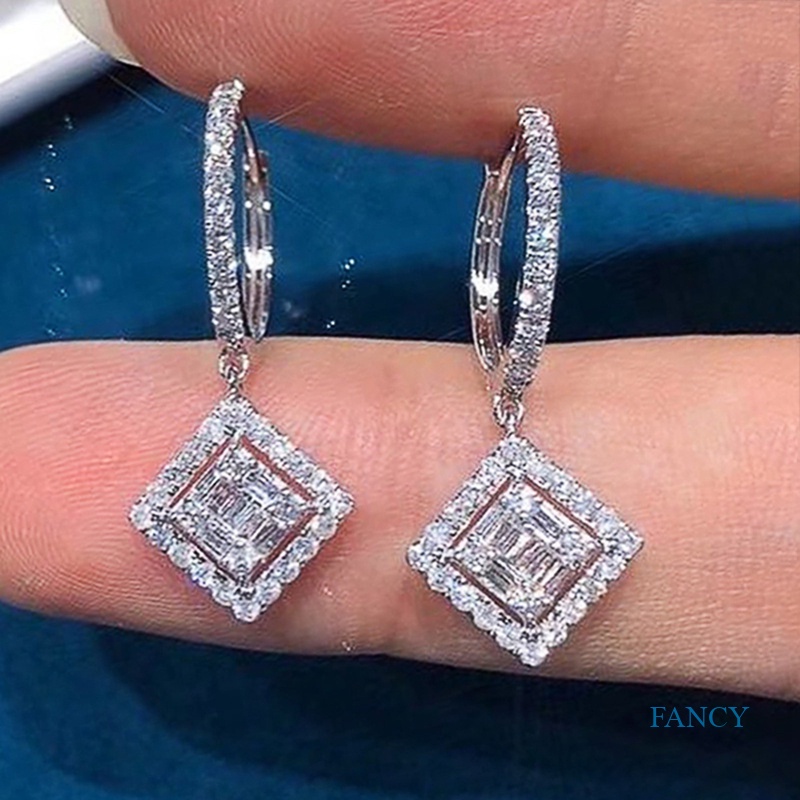 Anting Juntai Liontin Persegi Warna Silver Untuk Pengantin Wanita