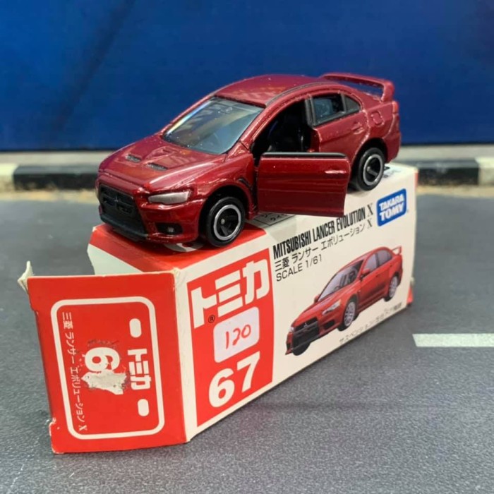 Tomica 67 Mitsubishi Lancer Evolution X - Damaged Box