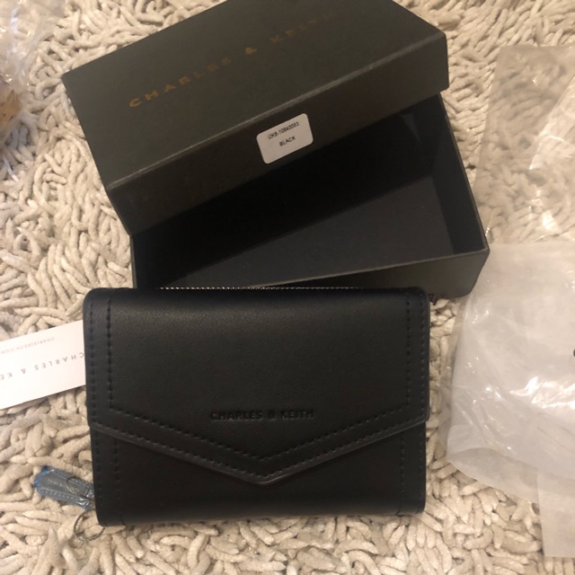 Charles and keith envelope wallet