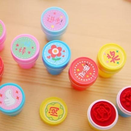 

STEMPEL EMOJI SMILEY, STEMPEL ANAK, STEMPEL LUCU DAN MENARIK