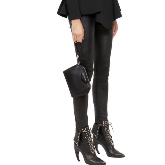 Givenchy Antigona Clutch Bag | Shopee 