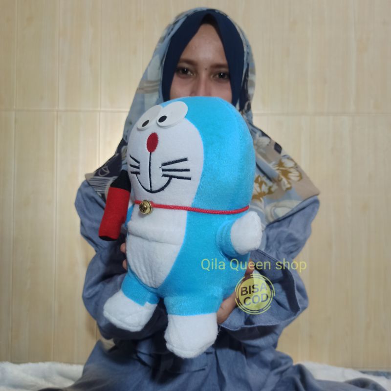 Boneka Doraemon S pensil