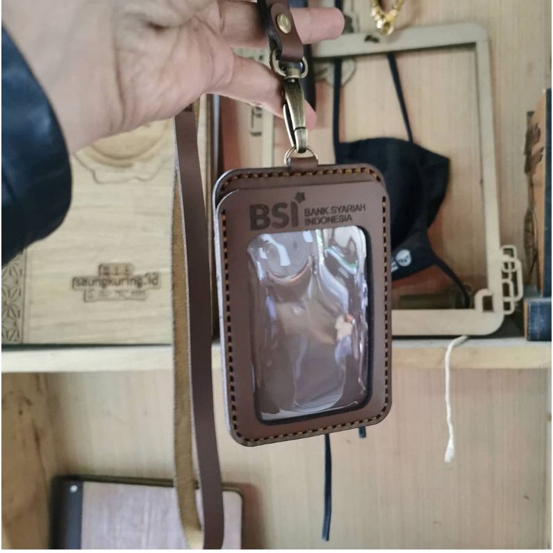 

ID Card holder kulit asli || Gantungan id card kulit logo bank BSI || CUSTOM nama dan intansi