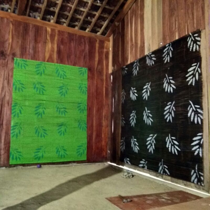Tirai Bambu Motif Daun Cet Blok L 2 x 2 T meter Krey Bambu Tirai Bambu Motif Daun Cet Blok L 2 x 2 T meter Krey Bambu